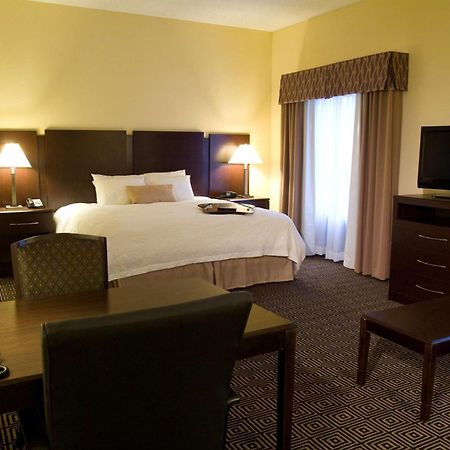 Hampton Inn & Suites Orlando-John Young Parkway/South Park Williamsburg Екстериор снимка