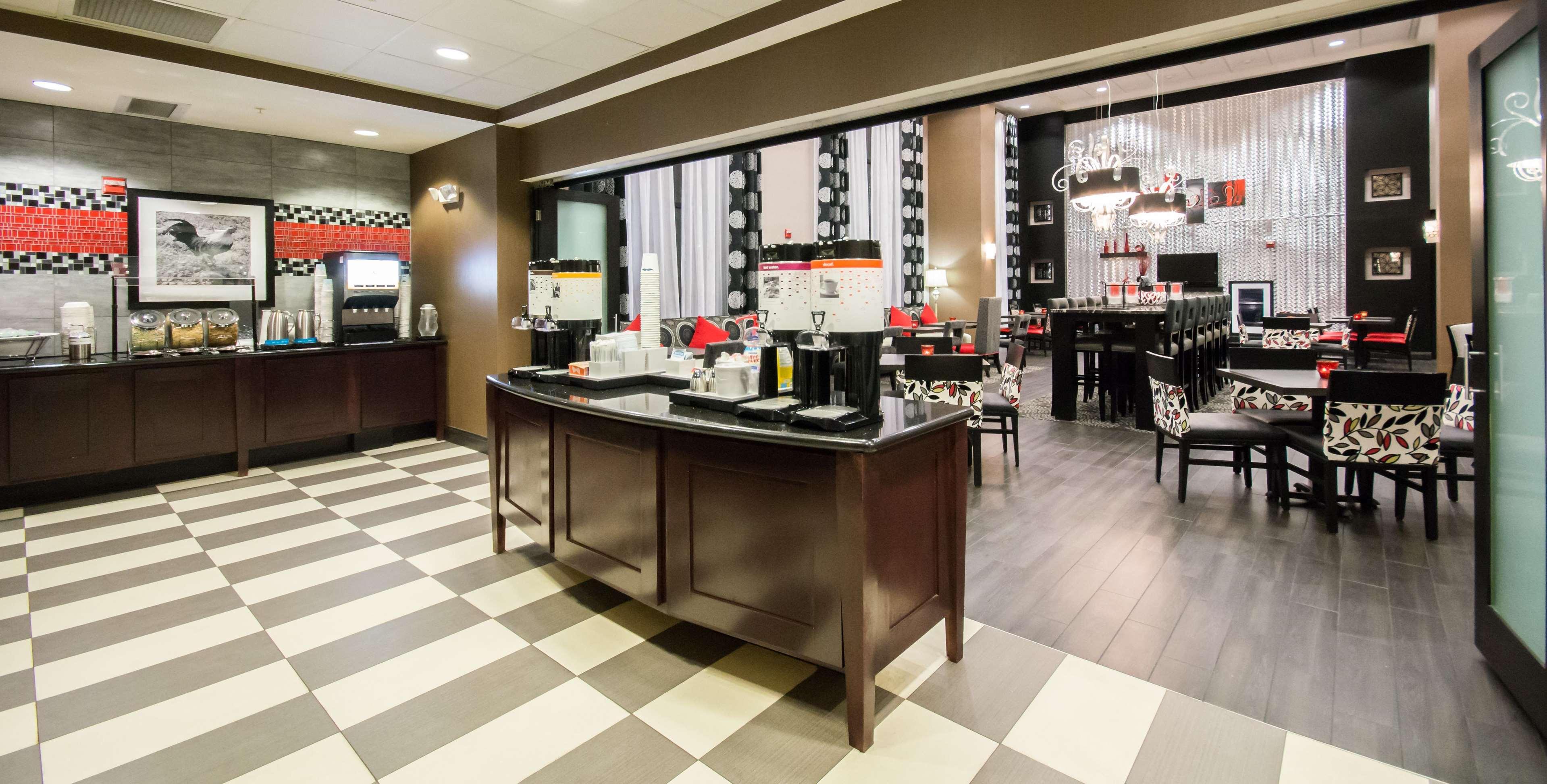 Hampton Inn & Suites Orlando-John Young Parkway/South Park Williamsburg Екстериор снимка